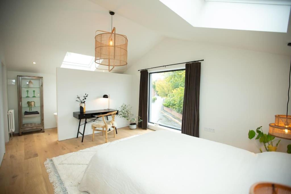 Chorlton Stylish & Roof Terrace Апартаменты