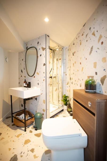 Chorlton Stylish & Roof Terrace Apartamento